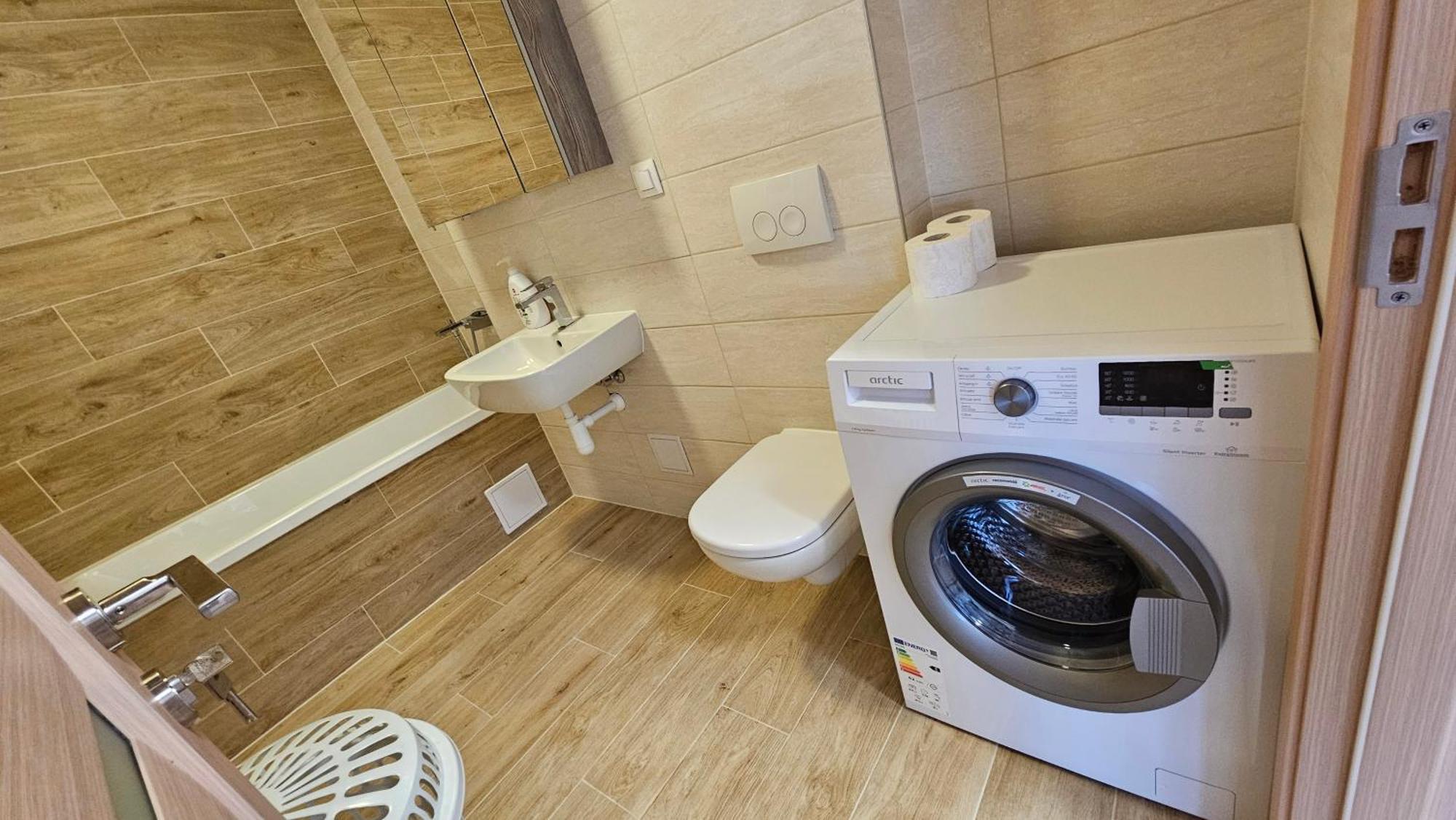 Goldmaurer Apartment Targu Mures Exterior photo